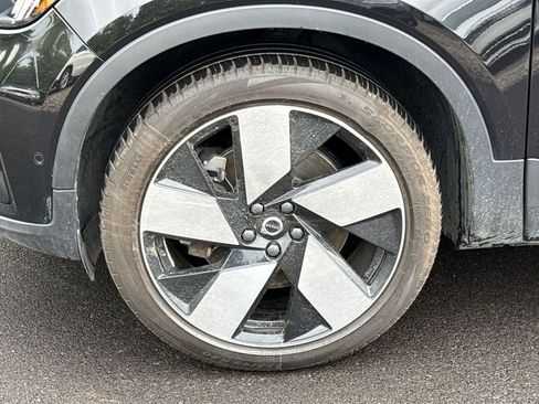 Used 2023 Volvo XC40 Recharge Plus AWD/4WD image 18