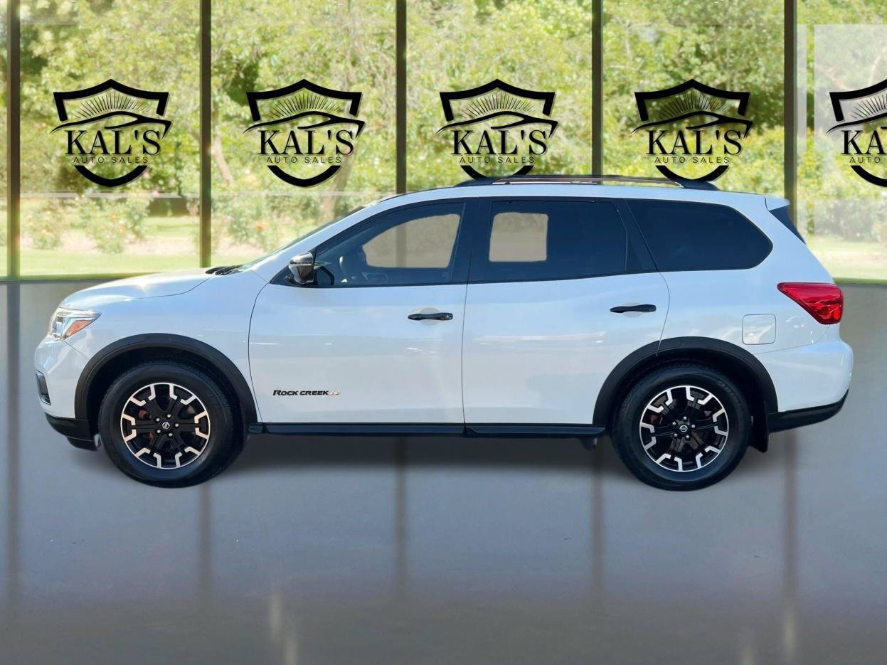 Used 2020 Nissan Pathfinder SL AWD/4WD image 8
