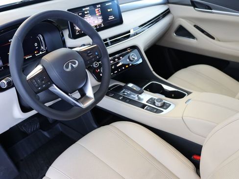 Certified 2025 INFINITI QX60 Luxe image 21
