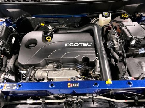 Used 2022 Chevrolet Equinox LT w/ LPO, Floor Liner Package image 34