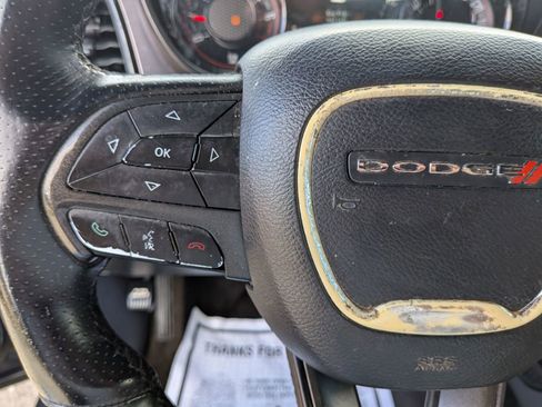 Used 2017 Dodge Challenger SXT w/ Blacktop Package RWD image 33