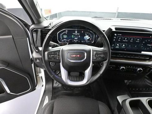 Used 2024 GMC Sierra 3500 SLE w/ SLE Convenience Package image 28