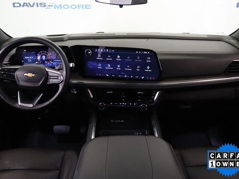 Used 2025 Chevrolet Suburban LT AWD/4WD image 15
