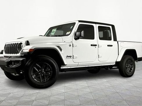 New 2026 Jeep Gladiator Sport image 1