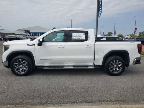 New 2026 GMC Sierra 1500 SLE w/ Preferred Package image 2
