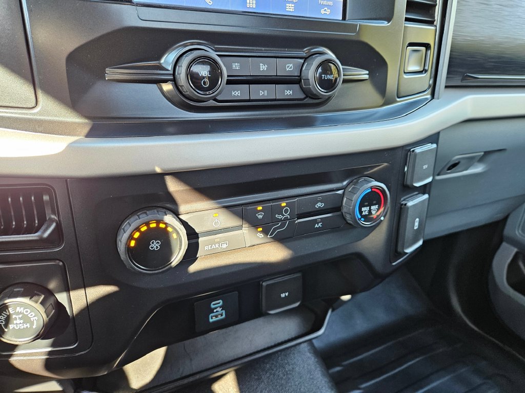 Certified 2021 Ford F150 XLT RWD image 21