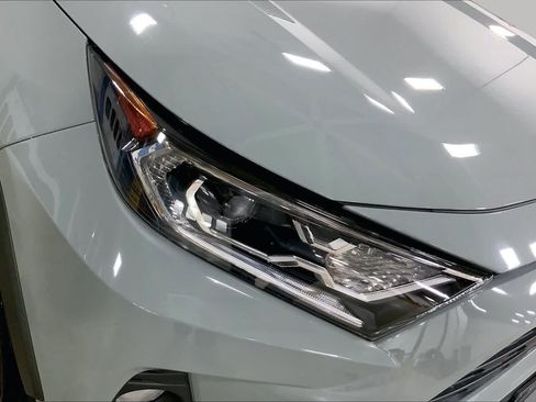 Used 2021 Toyota RAV4 XLE w/ Convenience Package AWD/4WD image 28