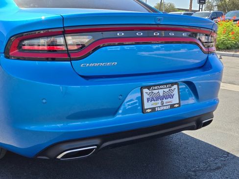 Used 2023 Dodge Charger SXT RWD image 5
