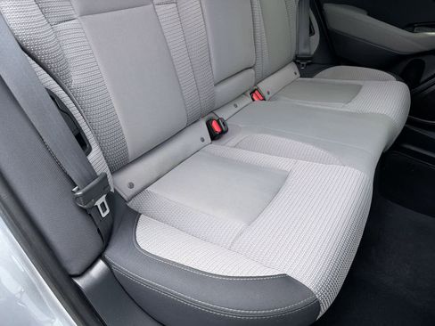 Used 2020 Subaru Outback Premium image 21