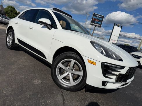 Used 2017 Porsche Macan w/ Driver Memory Package AWD/4WD image 57