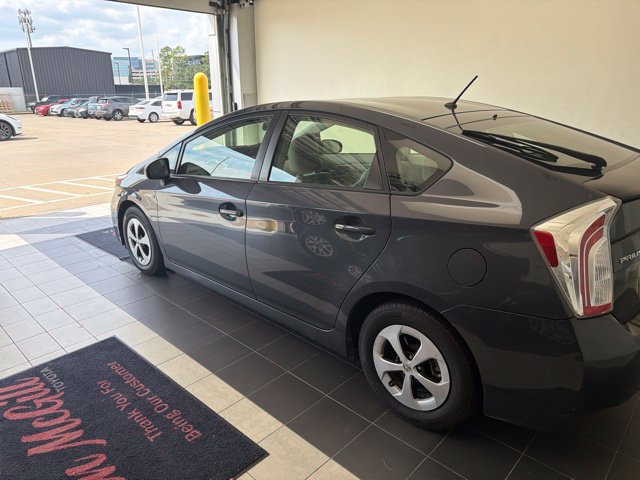 Used 2014 Toyota Prius Two FWD image 4
