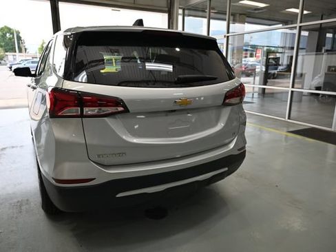 Used 2022 Chevrolet Equinox LT FWD image 6