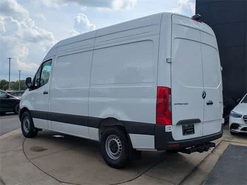 Used 2025 Mercedes-Benz Sprinter 2500 image 5