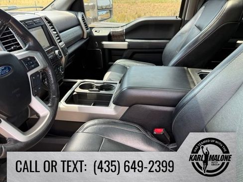 Used 2017 Ford F350 Lariat w/ Lariat Ultimate Package AWD/4WD image 29