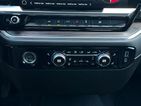 Used 2024 GMC Sierra 1500 SLT image 20