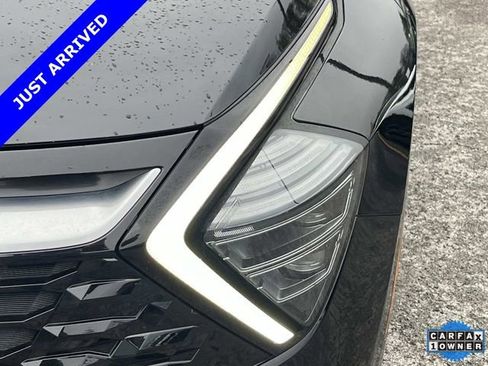 Used 2024 Kia Sportage SX image 9