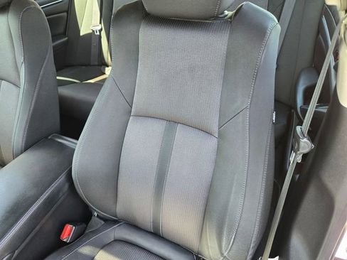 Used 2018 Honda Accord EX image 15