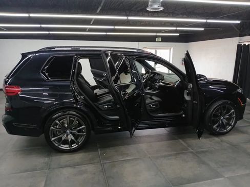 Used 2021 BMW X7 xDrive40i w/ M Sport Package AWD/4WD image 35