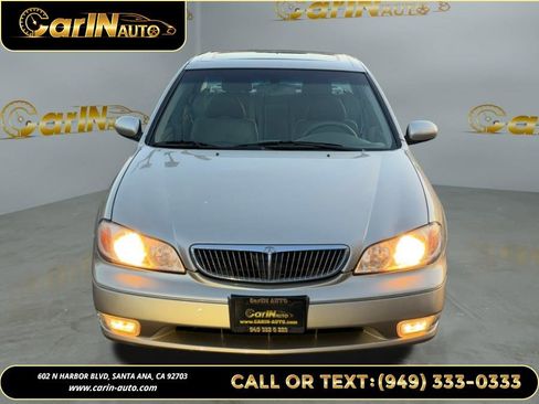 Used 2000 INFINITI I30 image 2