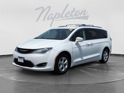 Used 2017 Chrysler Pacifica Touring-L Plus