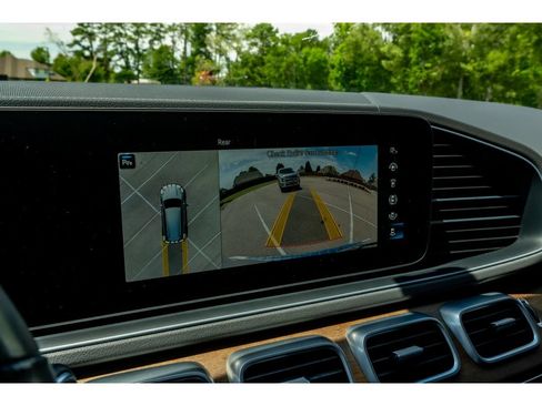 Used 2020 Mercedes-Benz GLS 450 4MATIC image 26