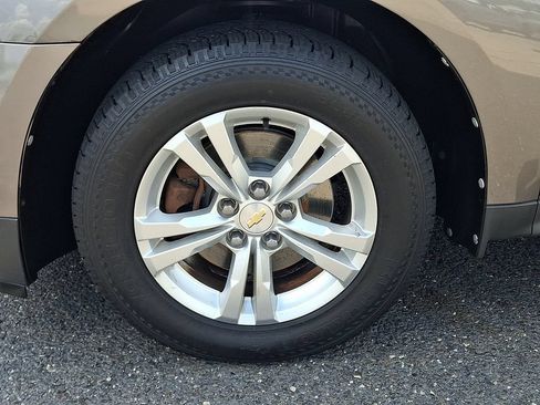 Used 2012 Chevrolet Equinox LT AWD/4WD image 12