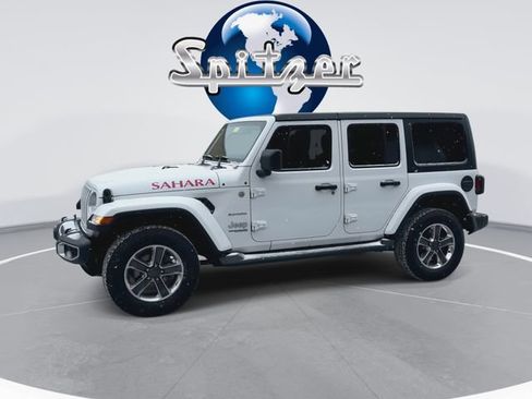 Used 2021 Jeep Wrangler Unlimited Sahara image 6