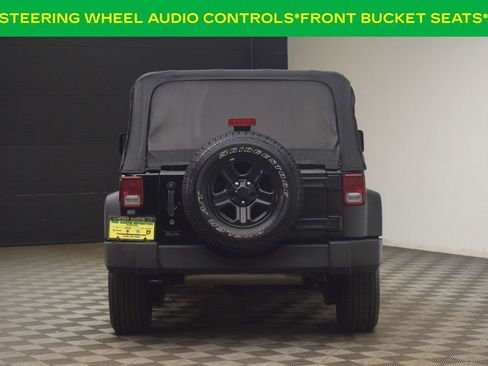 Used 2018 Jeep Wrangler Sport AWD/4WD image 9