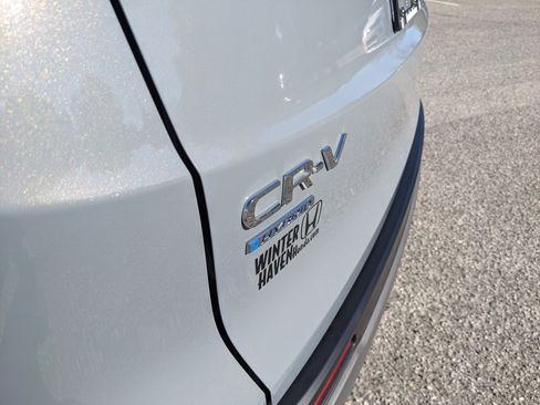 Used 2023 Honda CR-V Sport image 14