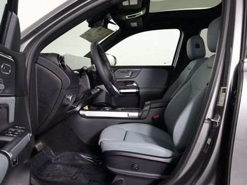 New 2026 Mercedes-Benz GLB 250 image 5