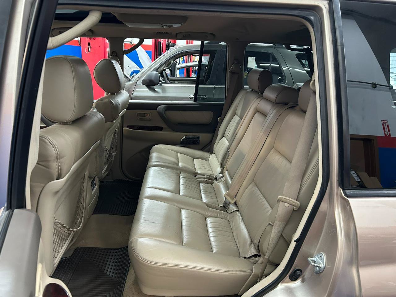 Used 2006 Toyota Land Cruiser AWD/4WD image 20