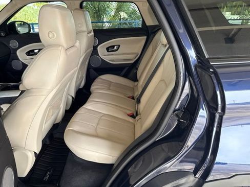 Used 2019 Land Rover Range Rover Evoque HSE AWD/4WD image 3