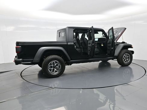 New 2025 Jeep Gladiator Rubicon w/ Convenience Group image 42
