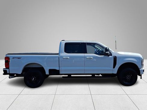 Used 2024 Ford F250 XLT w/ XLT Premium Package AWD/4WD image 8