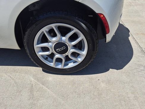 Used 2015 FIAT 500 Pop FWD image 18