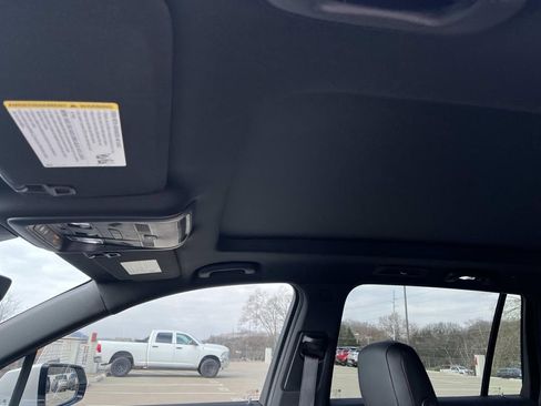 Certified 2023 Cadillac XT6 Premium Luxury w/ Technology Package image 30