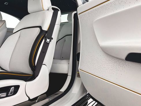 New 2025 Rolls-Royce Spectre Black Badge w/ Leather Finishing Pack image 29