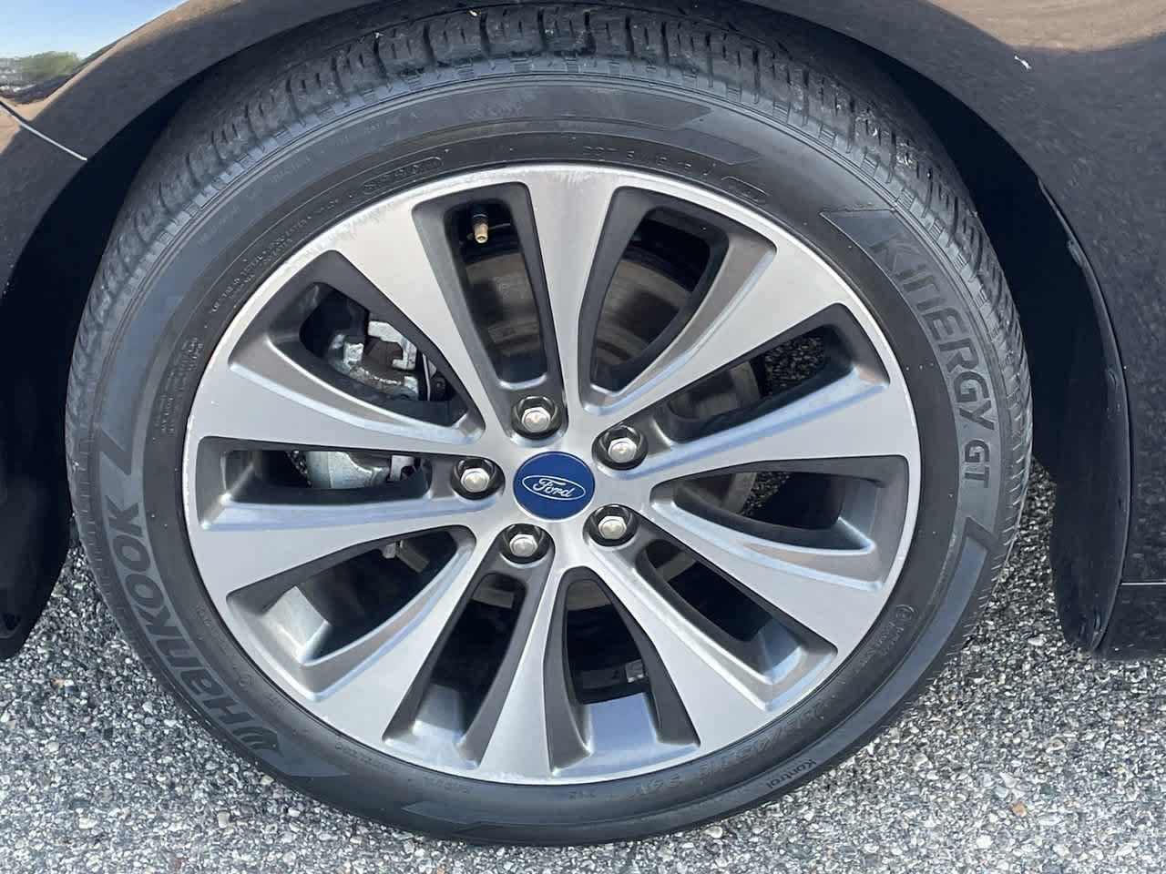 Used 2019 Ford Fusion SE AWD/4WD image 35