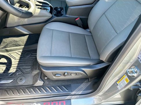 Used 2025 Chevrolet Colorado ZR2 w/ Midnight Edition image 26