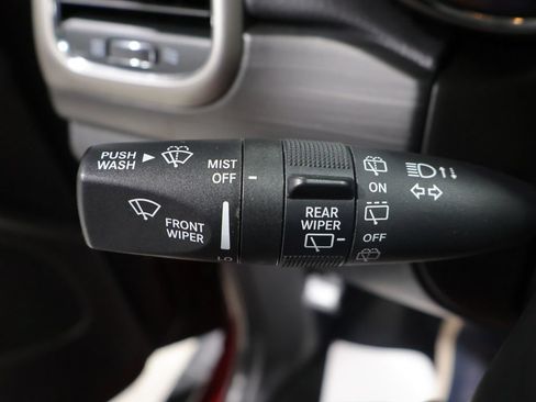 Certified 2022 Jeep Grand Cherokee Laredo X AWD/4WD image 42