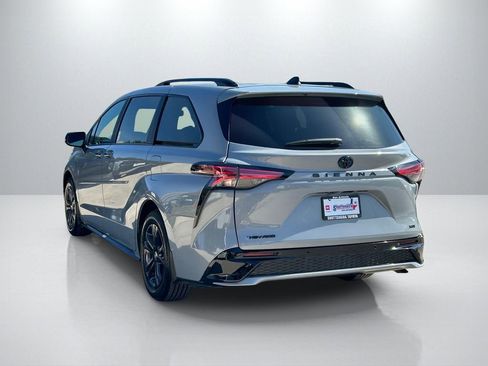 Certified 2025 Toyota Sienna XSE w/ XSE Premium Package image 7