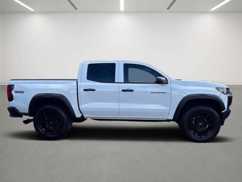 Used 2023 Chevrolet Colorado Trail Boss w/ LPO, Dark Essentials Package image 4