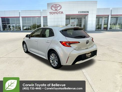 Certified 2025 Toyota Corolla SE image 6