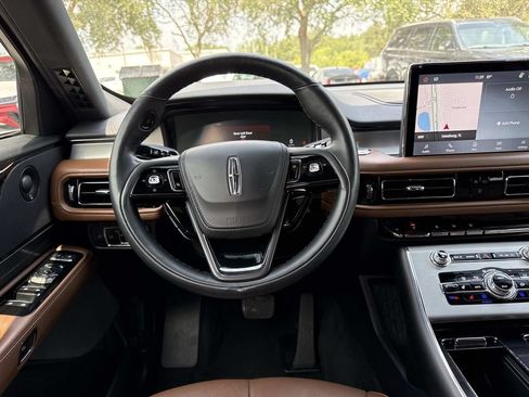 Certified 2023 Lincoln Aviator Reserve RWD image 17