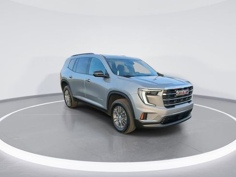 Used 2025 GMC Acadia Elevation image 2