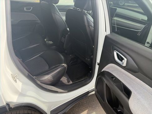 Used 2023 Jeep Compass Latitude w/ Convenience Group image 14