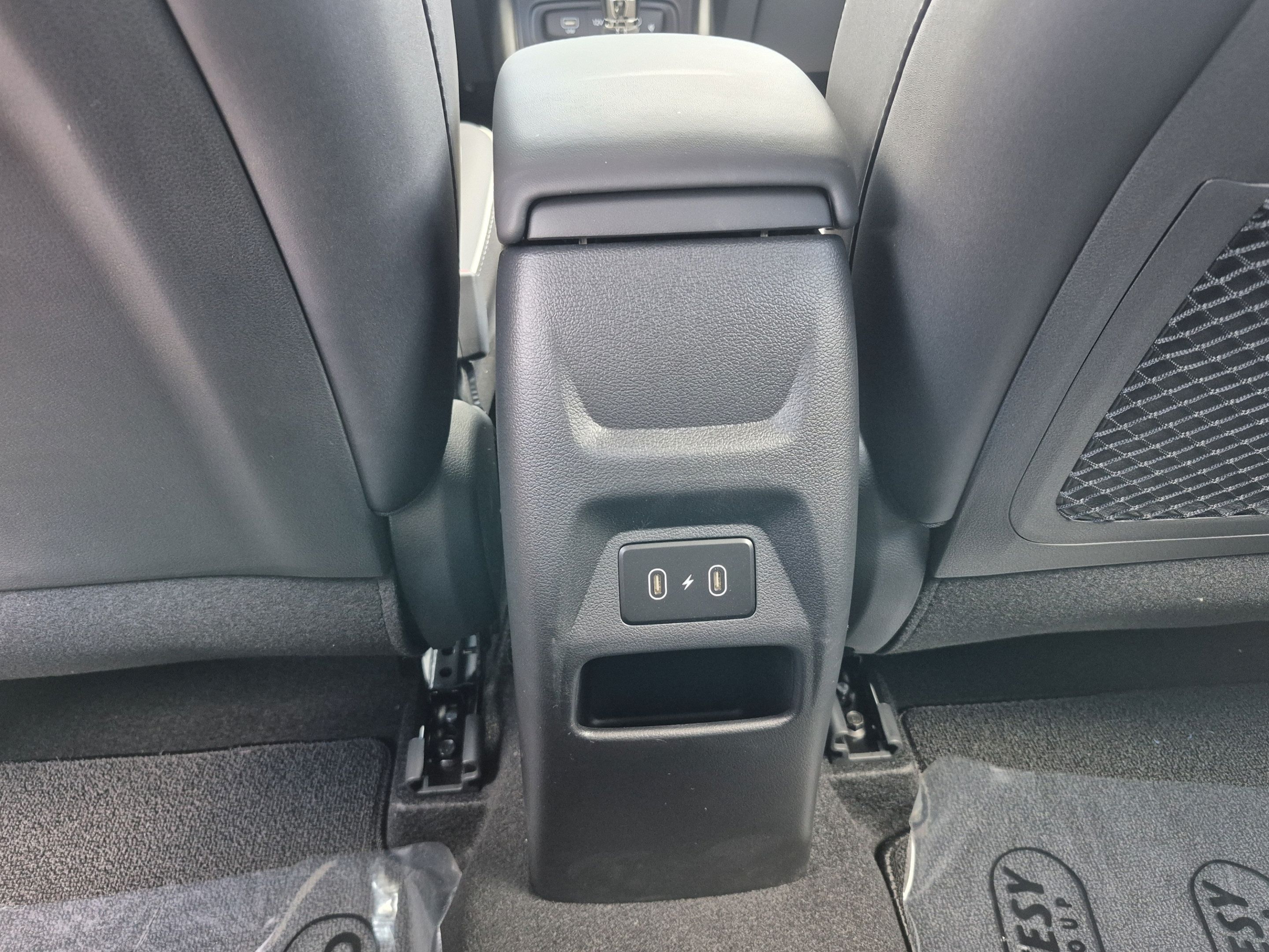 New 2026 Hyundai Venue SEL FWD image 14