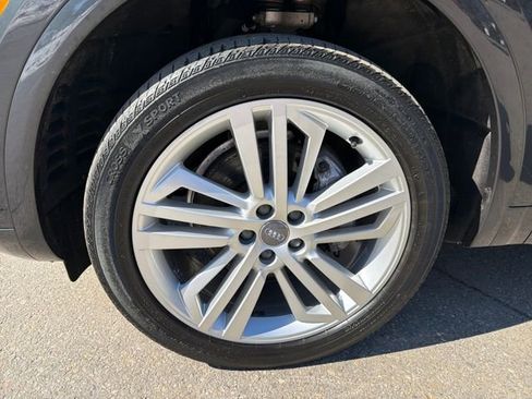 Used 2018 Audi Q5 2.0T Premium Plus w/ Premium Plus Package image 29
