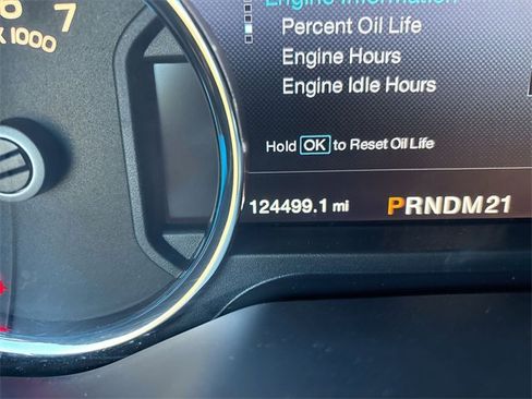 Used 2015 Ford F150 Lariat image 26