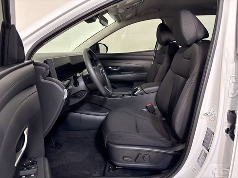 Certified 2025 Hyundai Tucson SEL FWD image 14